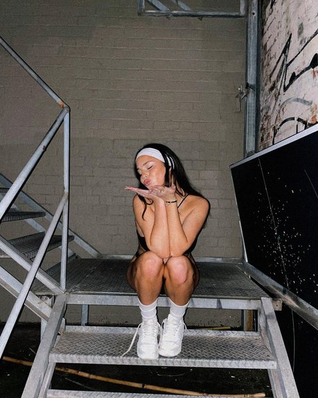 Alliyah beautiful star images