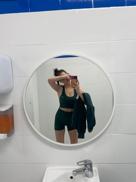 Alliyah erotic pornstar img