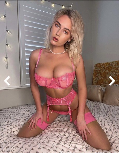 Coffey Sisters erotic actress galleries