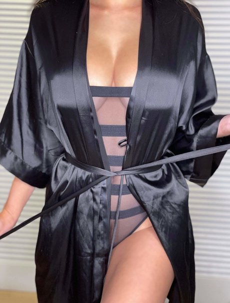 Keilah Kang pornstar erotic pics