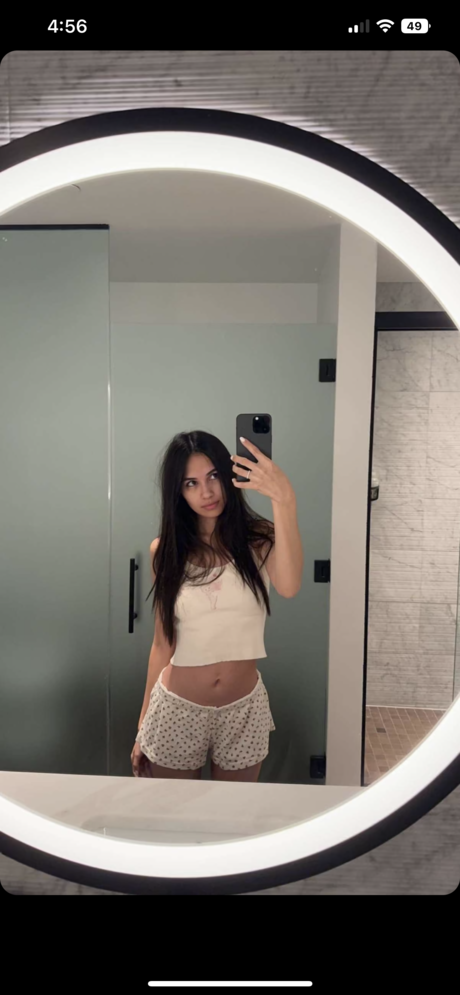 Caryn Marjorie model nude images