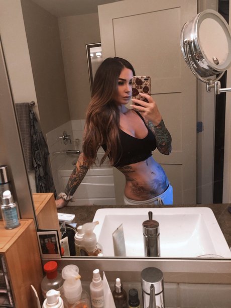 Jessica Wilde nice actress photos