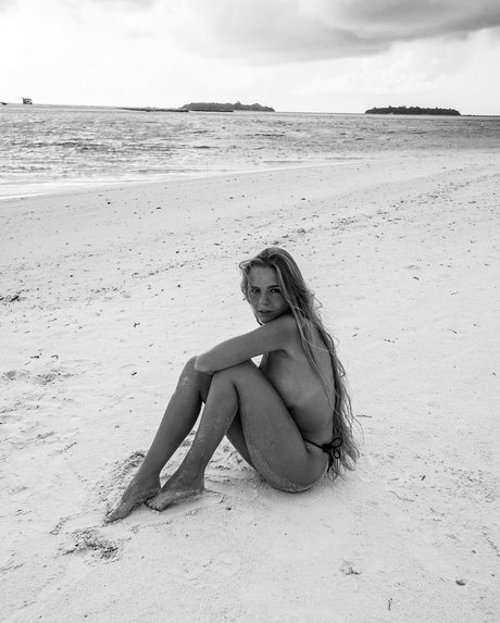 asian tattoo onlyfans hot naked gallery