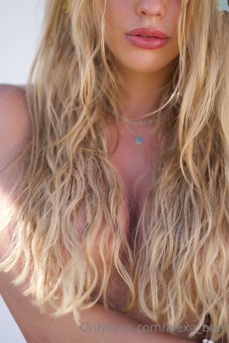 Alexa Breit star photo