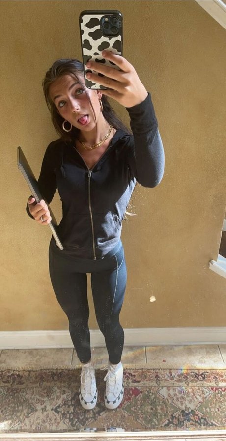 Jordan Beckham hd pornstar pic