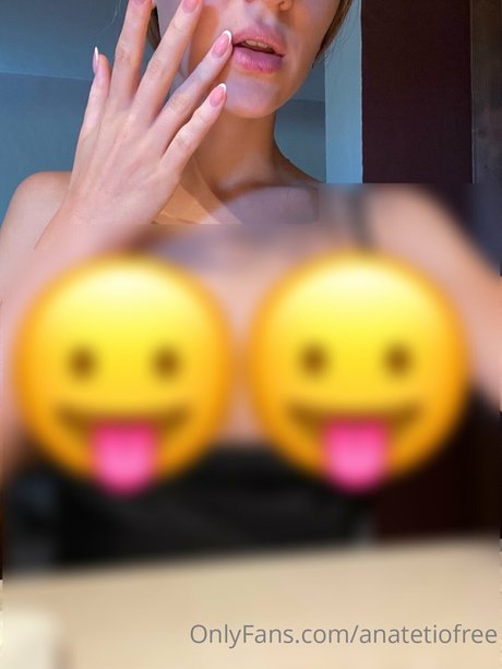 Anastasia Asmr_ sexy actress pic