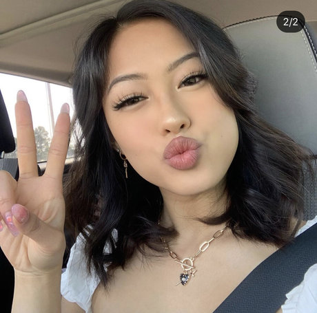 Gabby Hua_ nudes model gallery