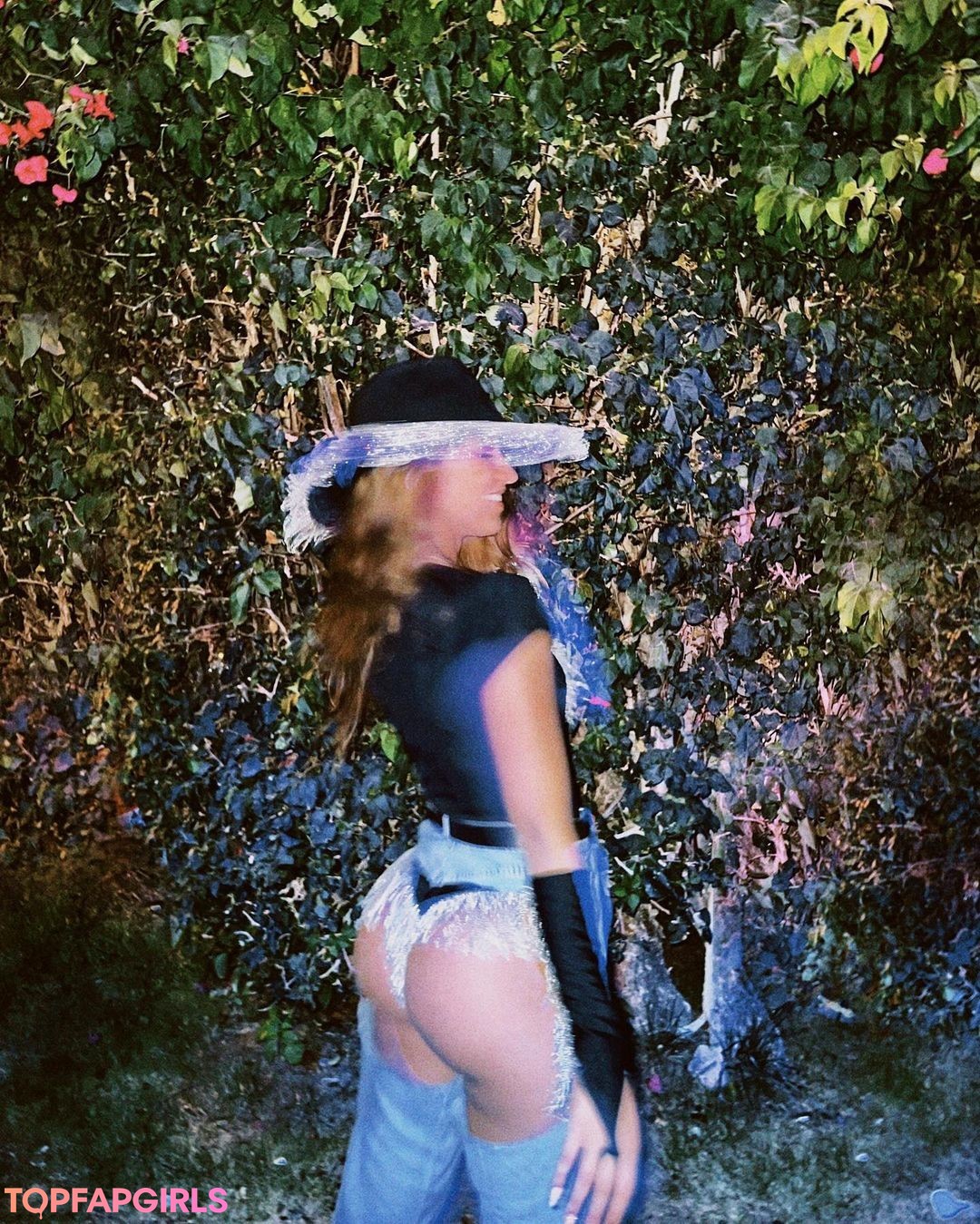 blonde yoga onlyfans erotic images