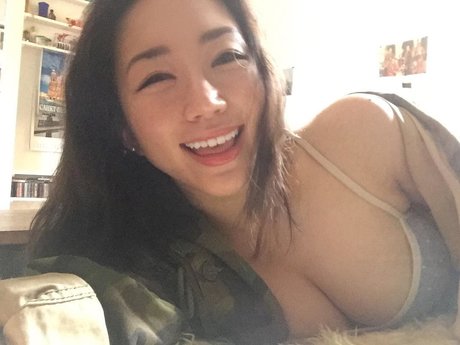 Dajin porn actress photo