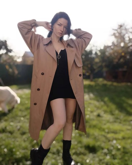 Innervus_ pornstar nude archive