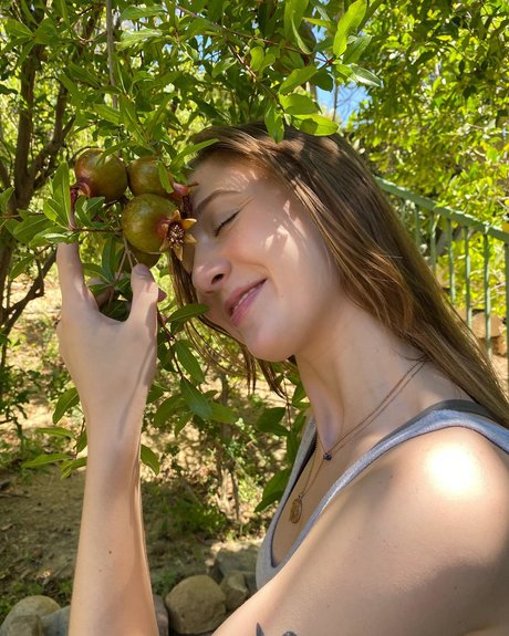 Jordan Burton model nudes archive