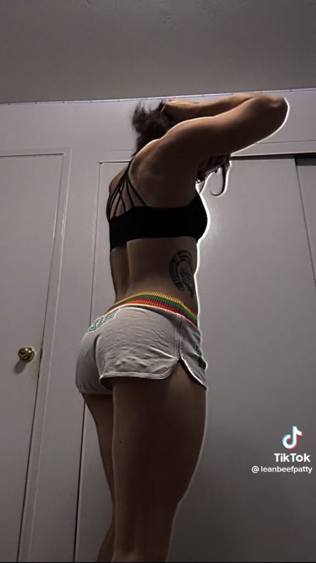 Lean Beef Patty nude pornstar pics