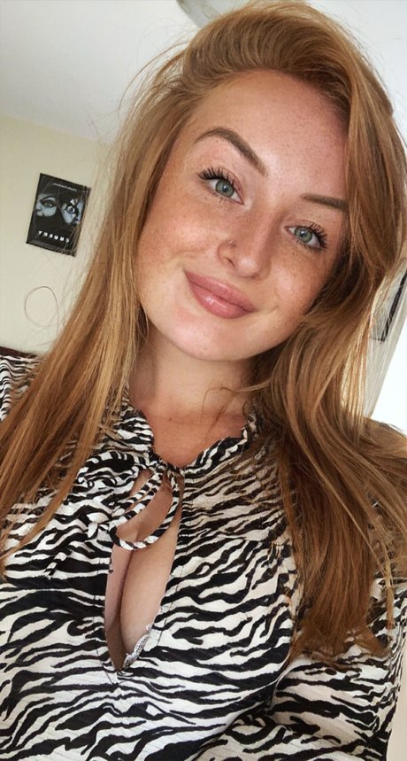 Little red x hot star galleries