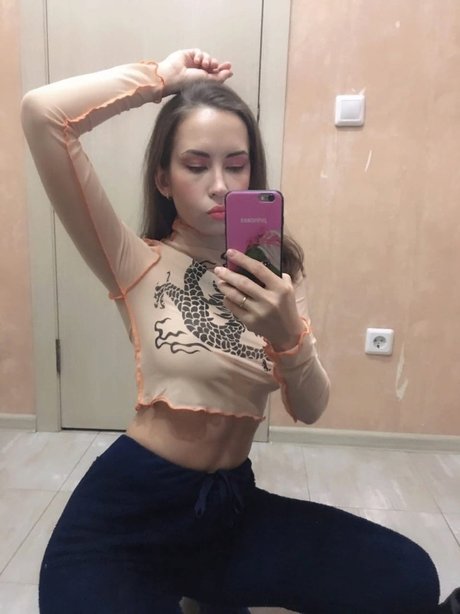 Natasha Roik star adult img