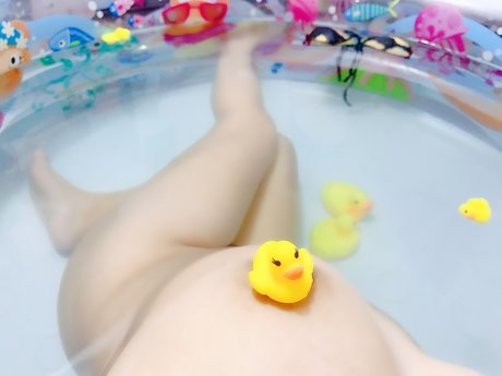 Yaxie Lotte free star pics