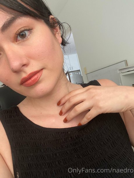 Dronae Naedro model hd gallery