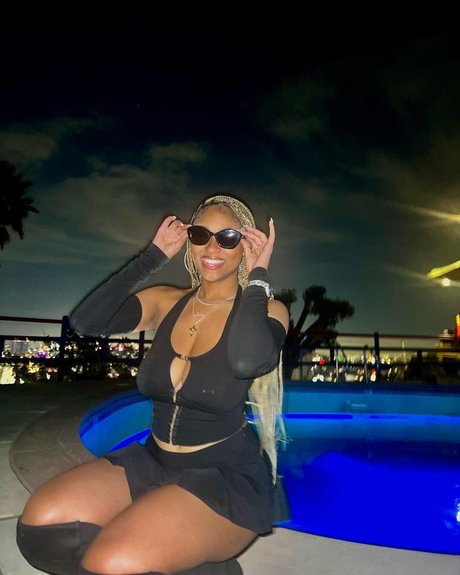 Kalani Rodgers pornographic model archive