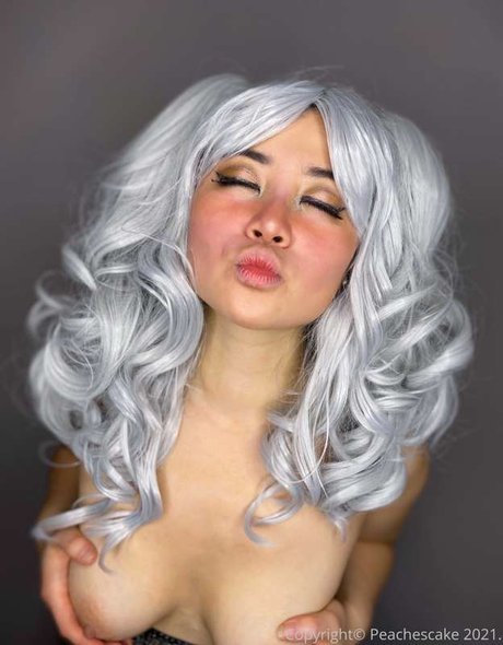 Anna Cakes sexy model pictures