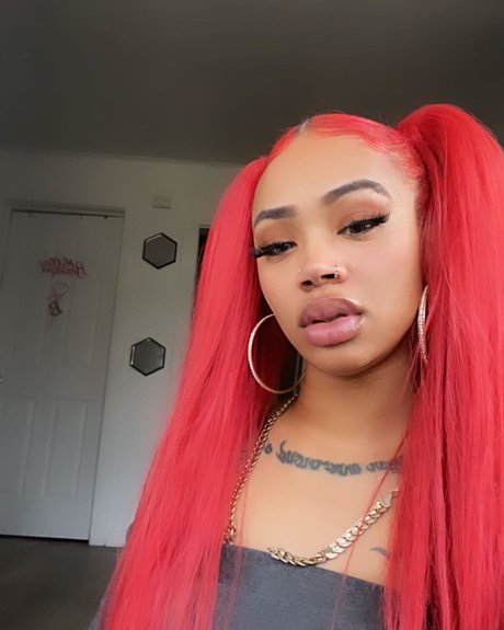 Cynthia Rose_ art model picture