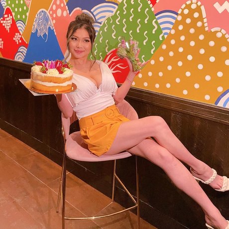 Vicki Li perfect actress photo