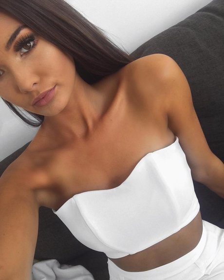 Alicia Parr pornstar pretty picture