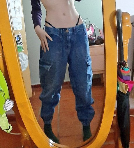 Kiki Glitter Cosplay star art pics