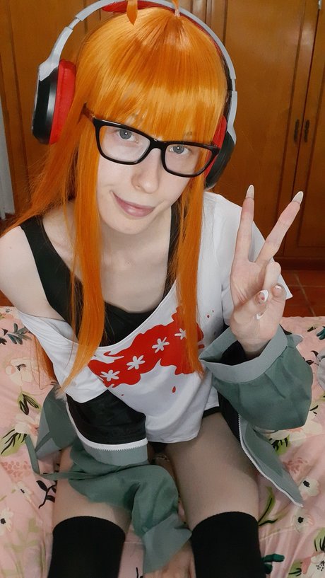 Kiki Glitter Cosplay star beautiful pics