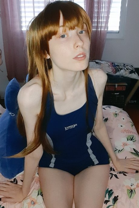 Kiki Glitter Cosplay nude actress photos