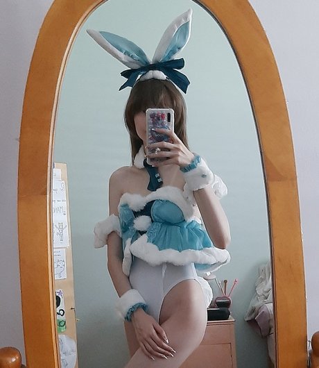 Kiki Glitter Cosplay pornstar photos
