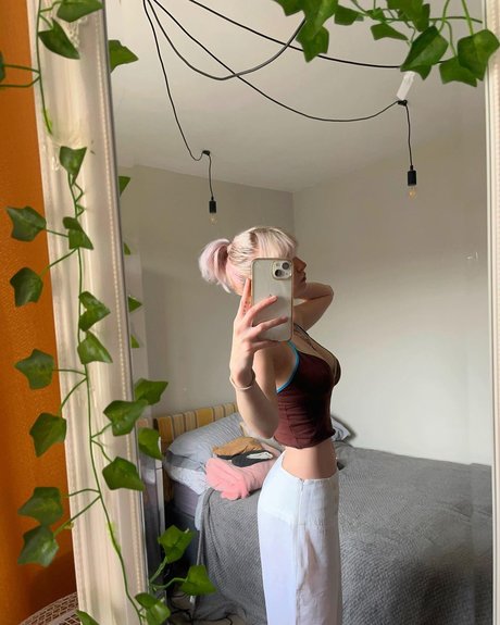 M Ae 3 hot pornstar pic