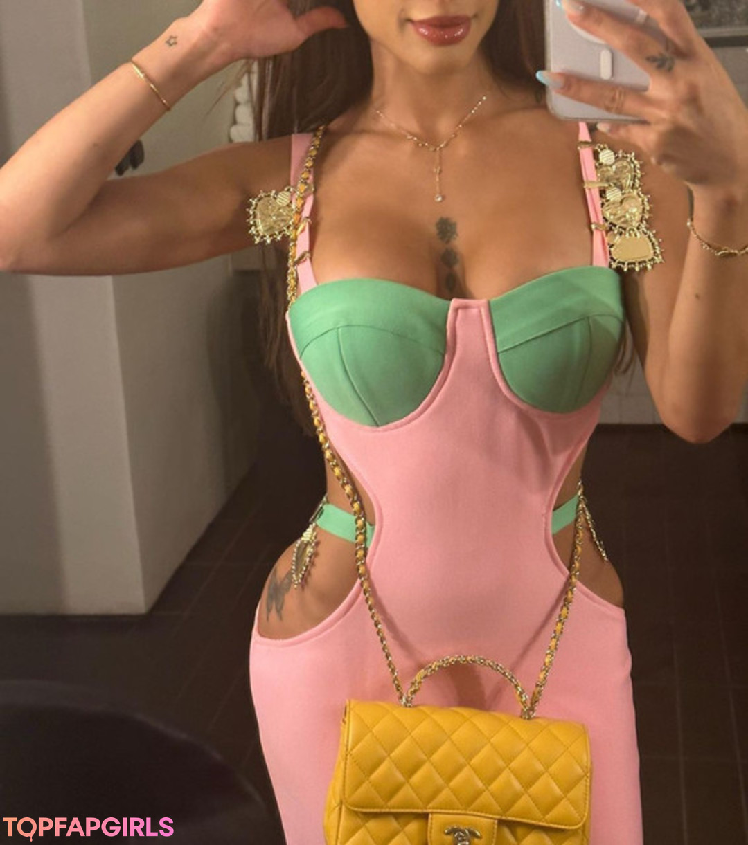 asian top onlyfans sexy nudes photo