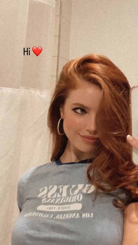 Emily Deyt Aysage pretty actress gallery