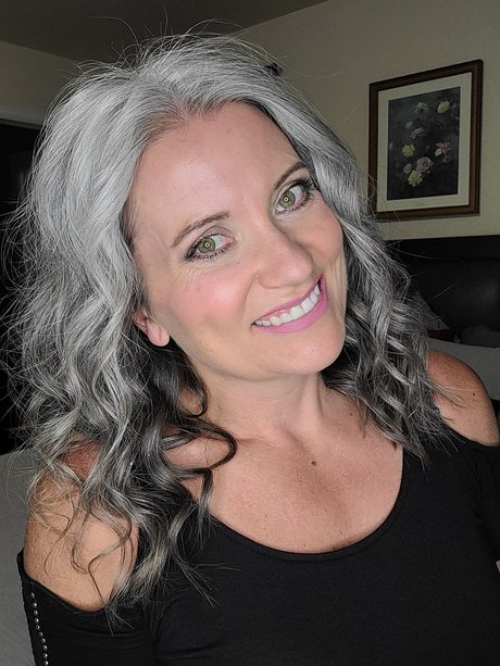 Kristy Mello naked model pics