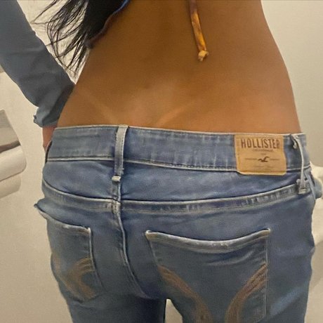 _Andrea Cervantes free model photo