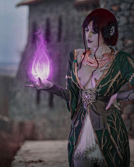 Juicyiris pornstar erotic photos