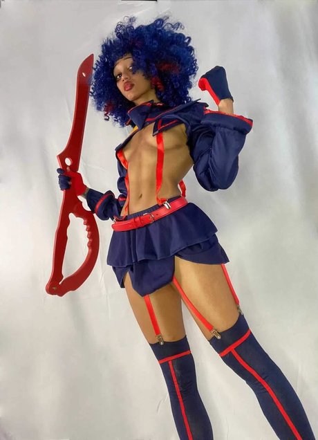 Ladokei Crystal free actress gallery