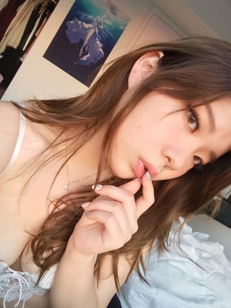 blonde hot wife onlyfans nude picture