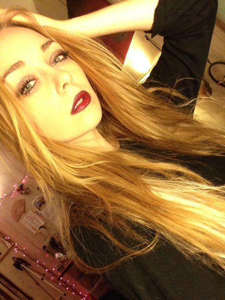 Elyse Summer star porn pic