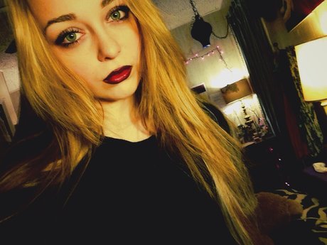 Elyse Summer model nice pictures