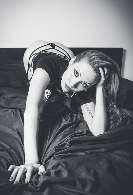 naked trans onlyfans art xxx image