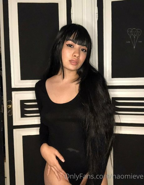 naomieve art actress photo