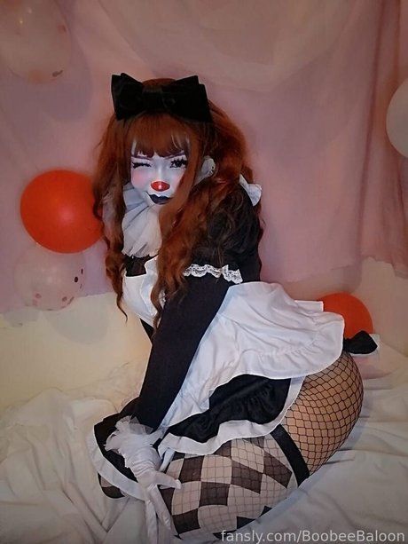 Boobee Clown model adult archive