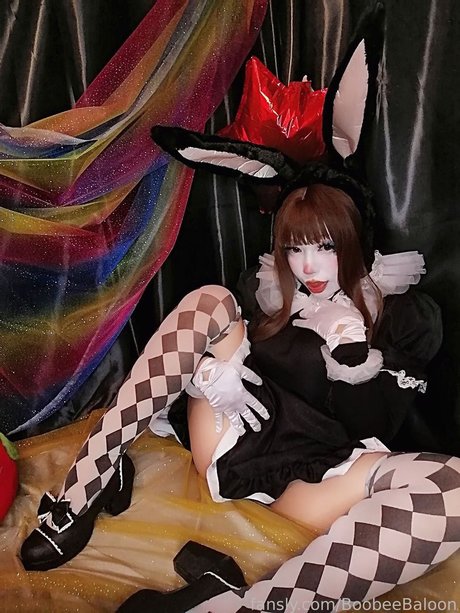 Boobee Clown model exclusive image