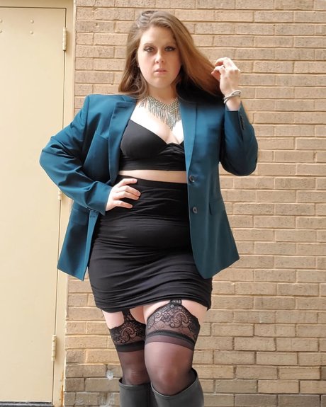 Teddy Souless adult star gallery