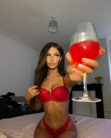 Mbunnnny hot pornstar picture