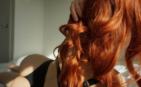 April Hylia model exclusive photo