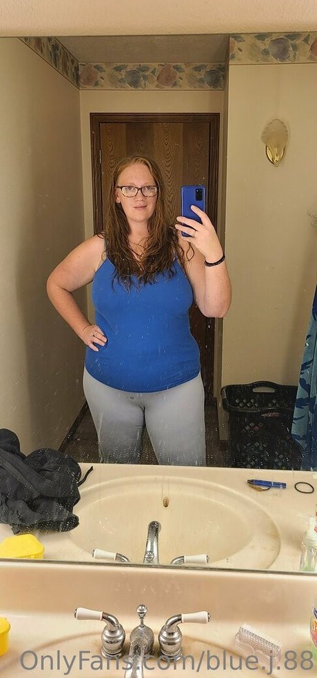 Blue J 88 erotic model photo