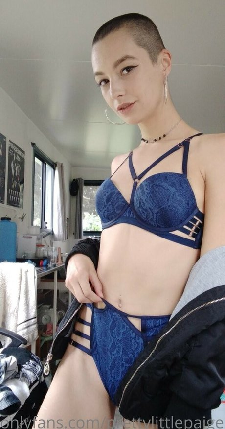 undressing onlyfans hot image