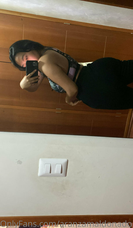 Aranza Maldona nude pornstar image