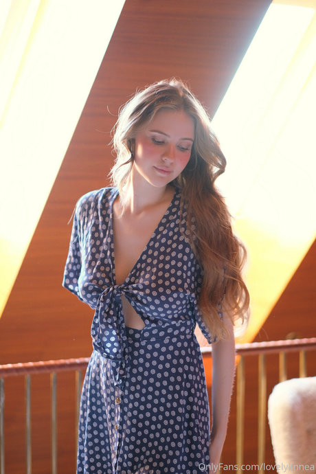 Lovely Linnea art model photos